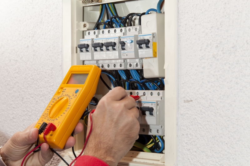 Electricians Canbury